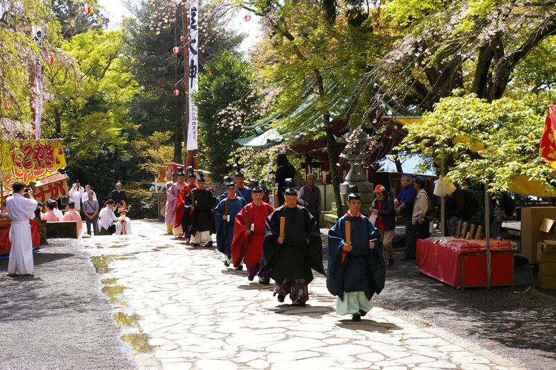 伊 豆山神社4月の例大祭