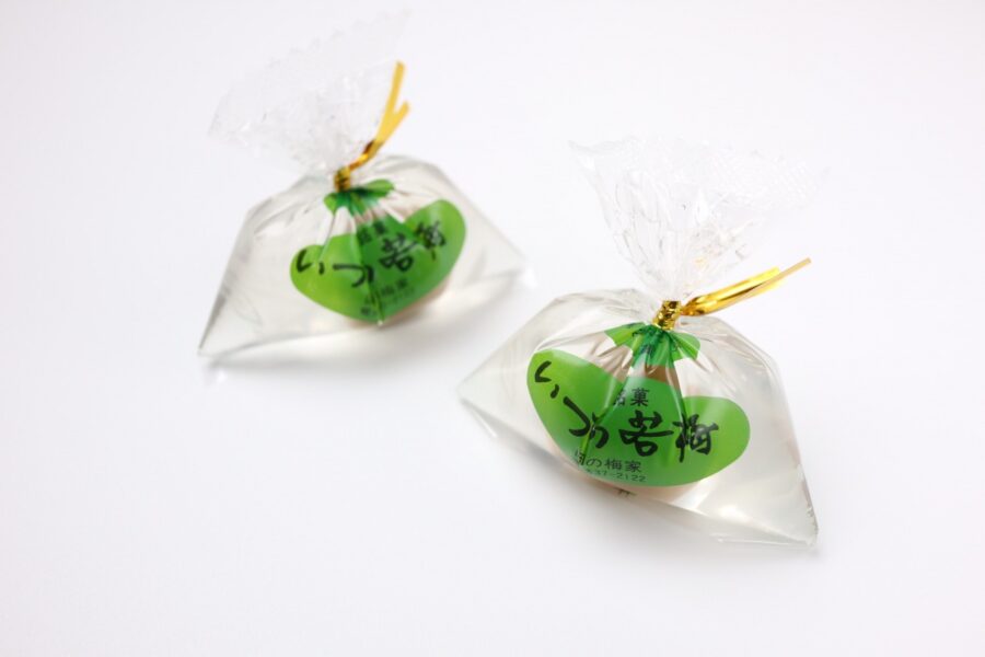伊東温泉和菓子処 岡の梅家「いづの若梅」