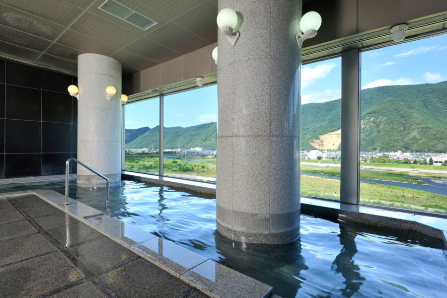 リバーサイド上田館